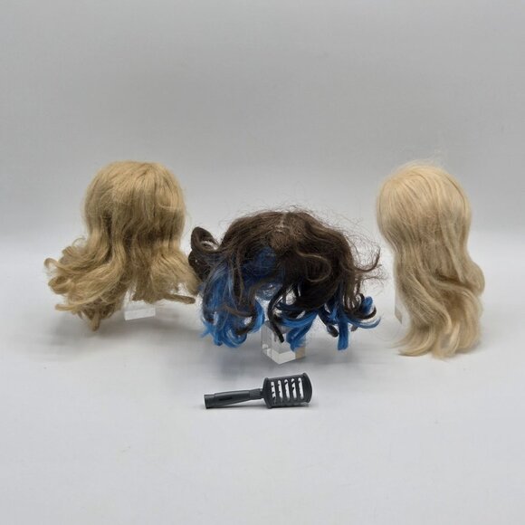 LIV Fashion Doll Nude Jointed Poseable Hayden 2009 With 3 Wigs & Brush - Picture 4 of 11